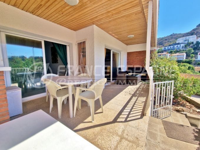 appartement a vendre rosas, 2 pièces 57 m² plage 150 m, grande terrasse couverte