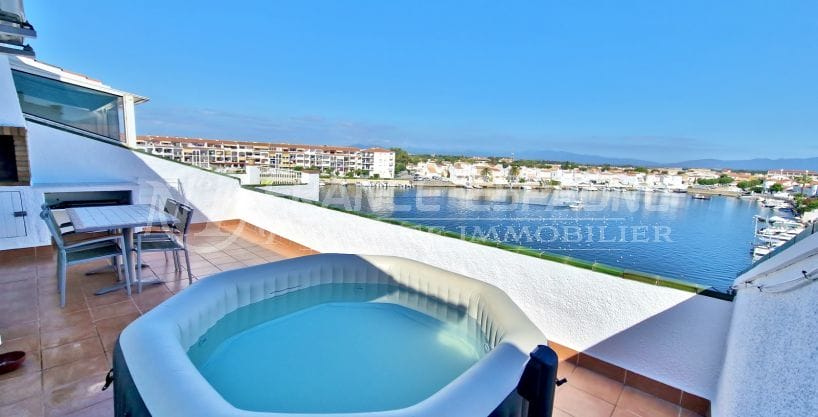 immobilier empuria brava: appartement 3 pièces 62 m² vue sur lac, proche plage et commerces